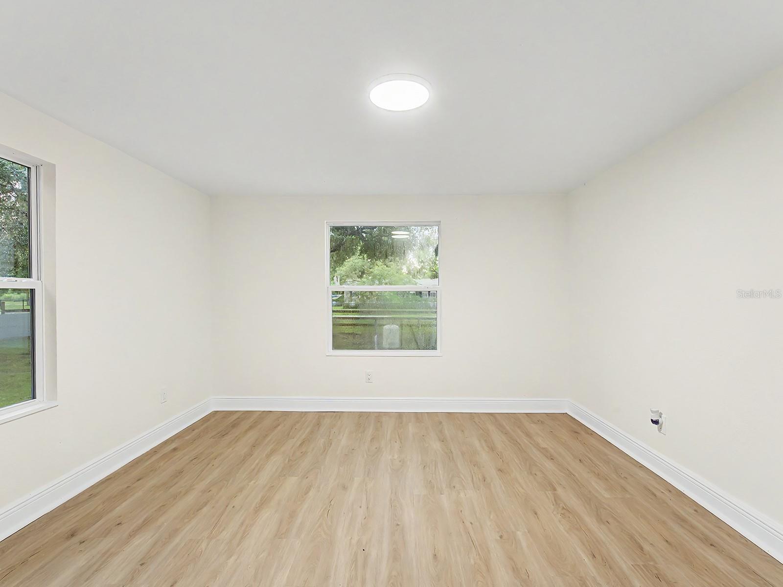 OAKWOOD ESTATES - Residential