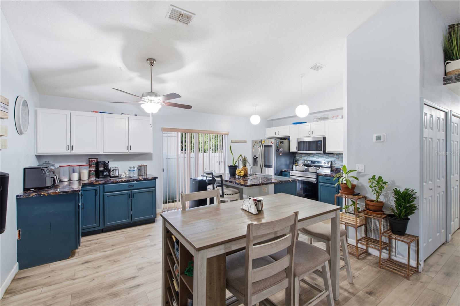 SUNCOAST POINTE VILLAGES 1A & 1B - Residential