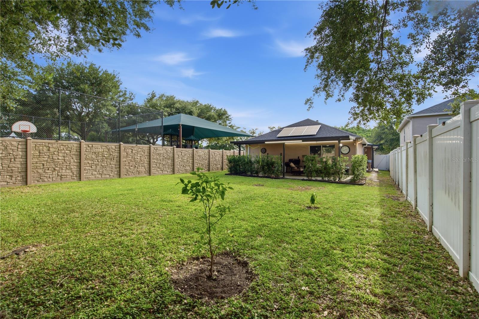SUNCOAST POINTE VILLAGES 1A & 1B - Residential