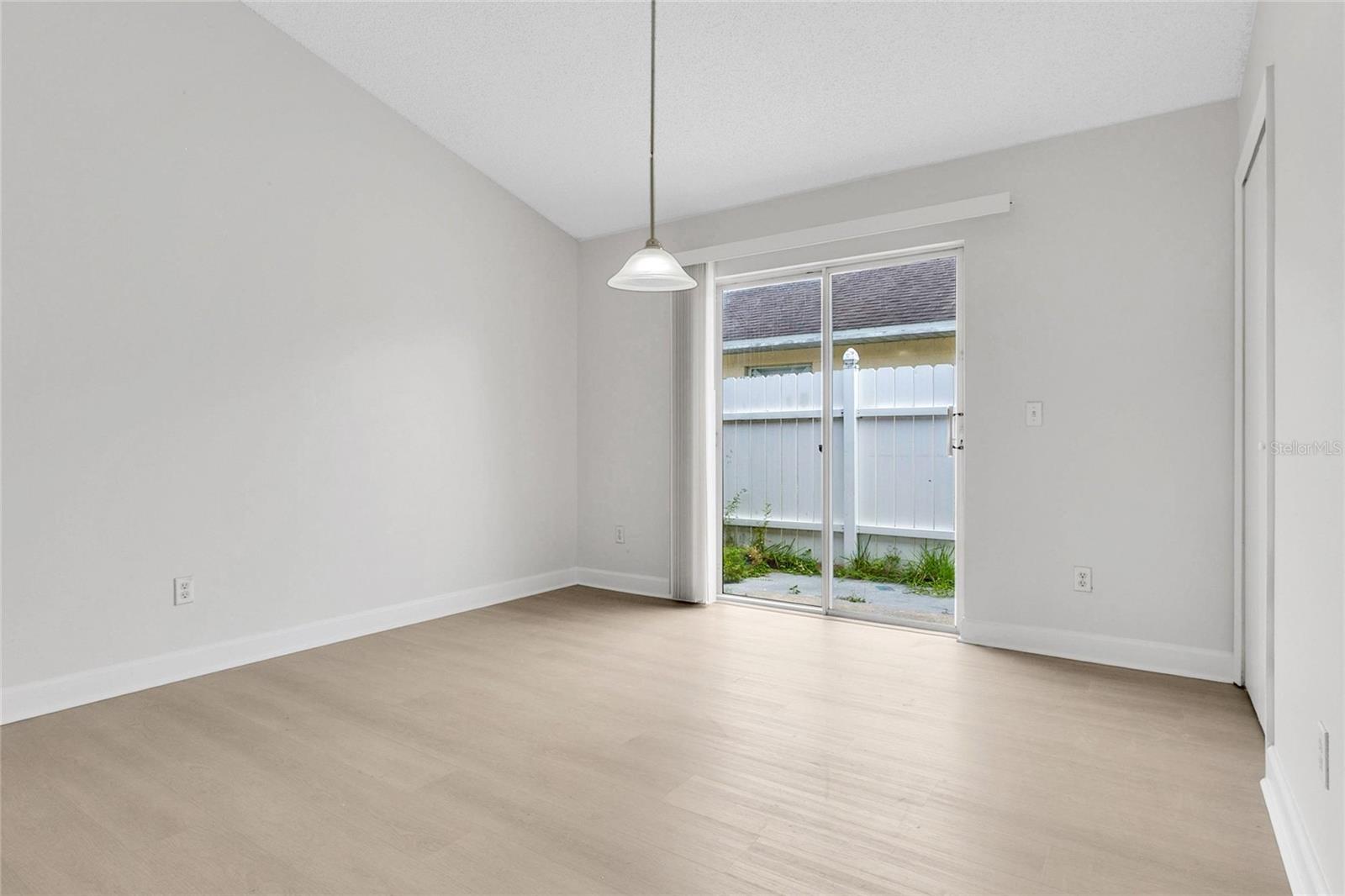 MEADOWS AT BOGGY CREEK - Residential