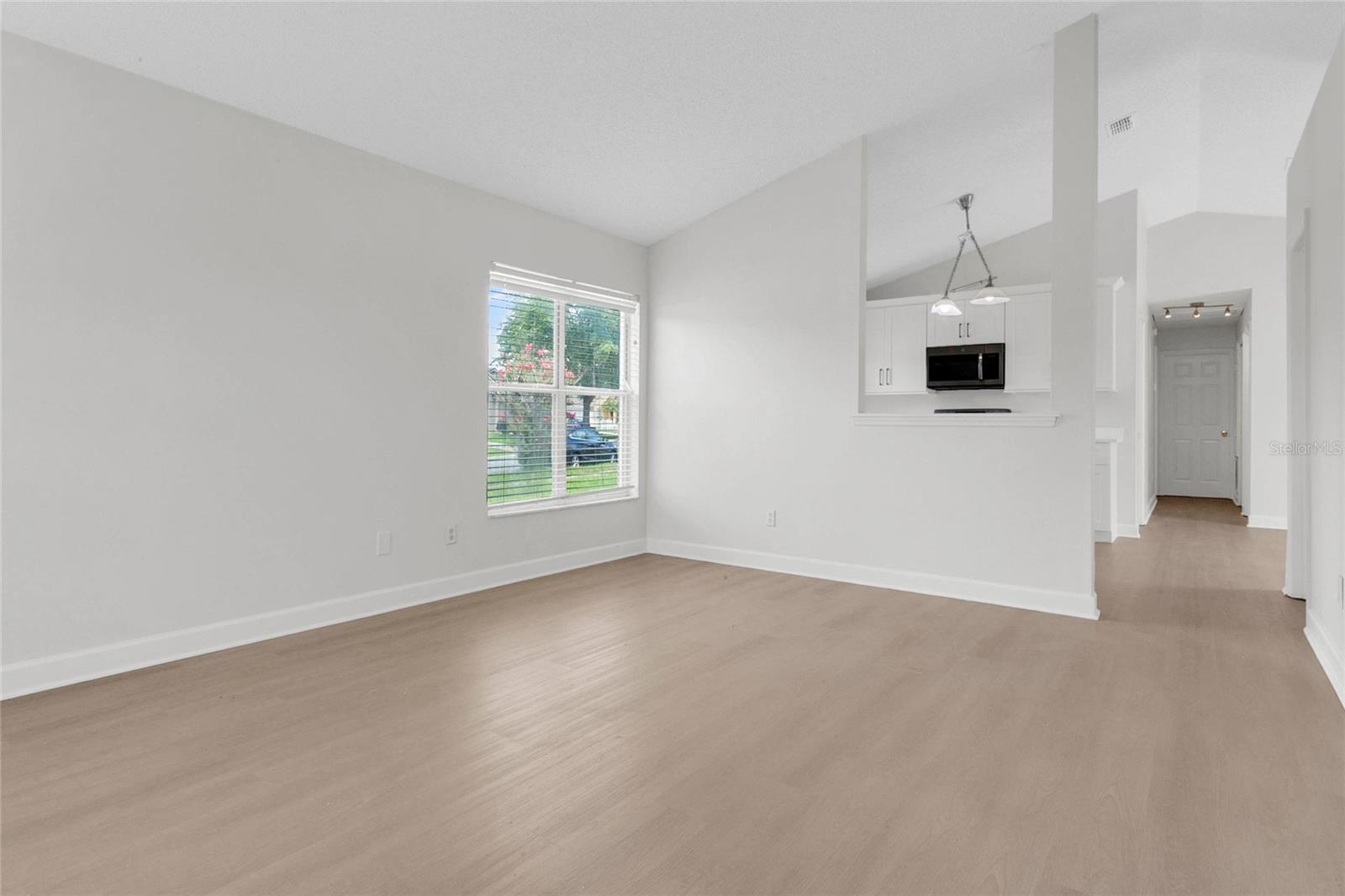 MEADOWS AT BOGGY CREEK - Residential