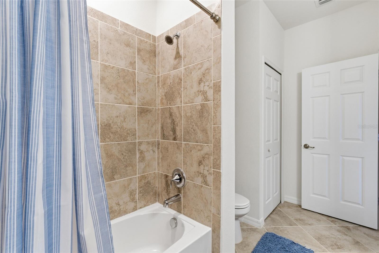 GRAN PARADISO TWNHMS 1B - Residential