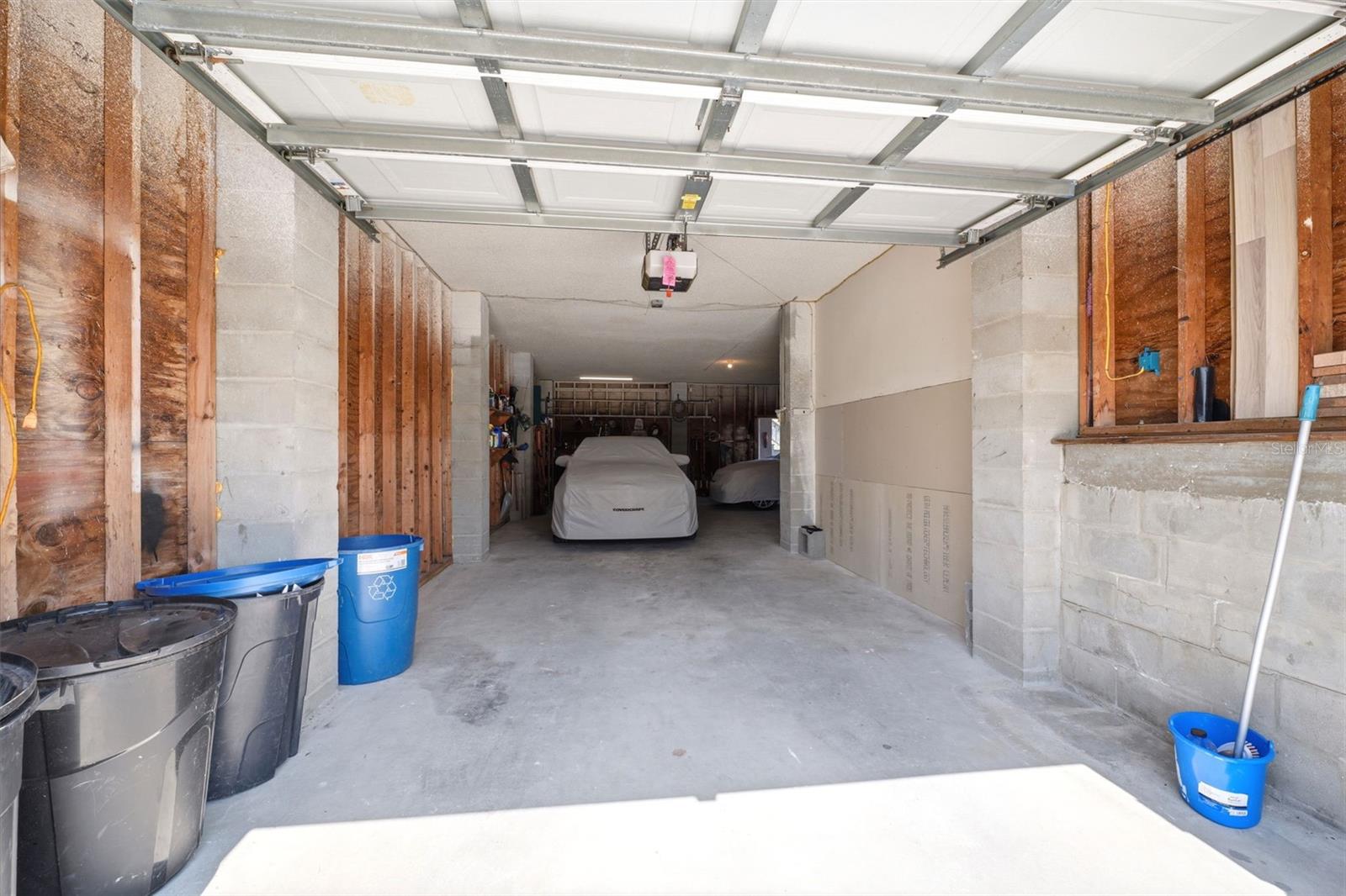 HUDSON BEACH ESTATES - Residential