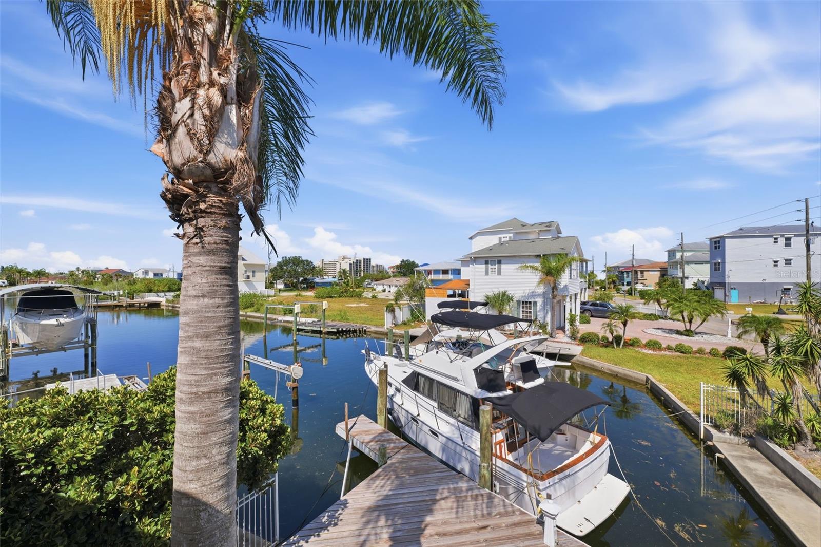 HUDSON BEACH ESTATES - Residential