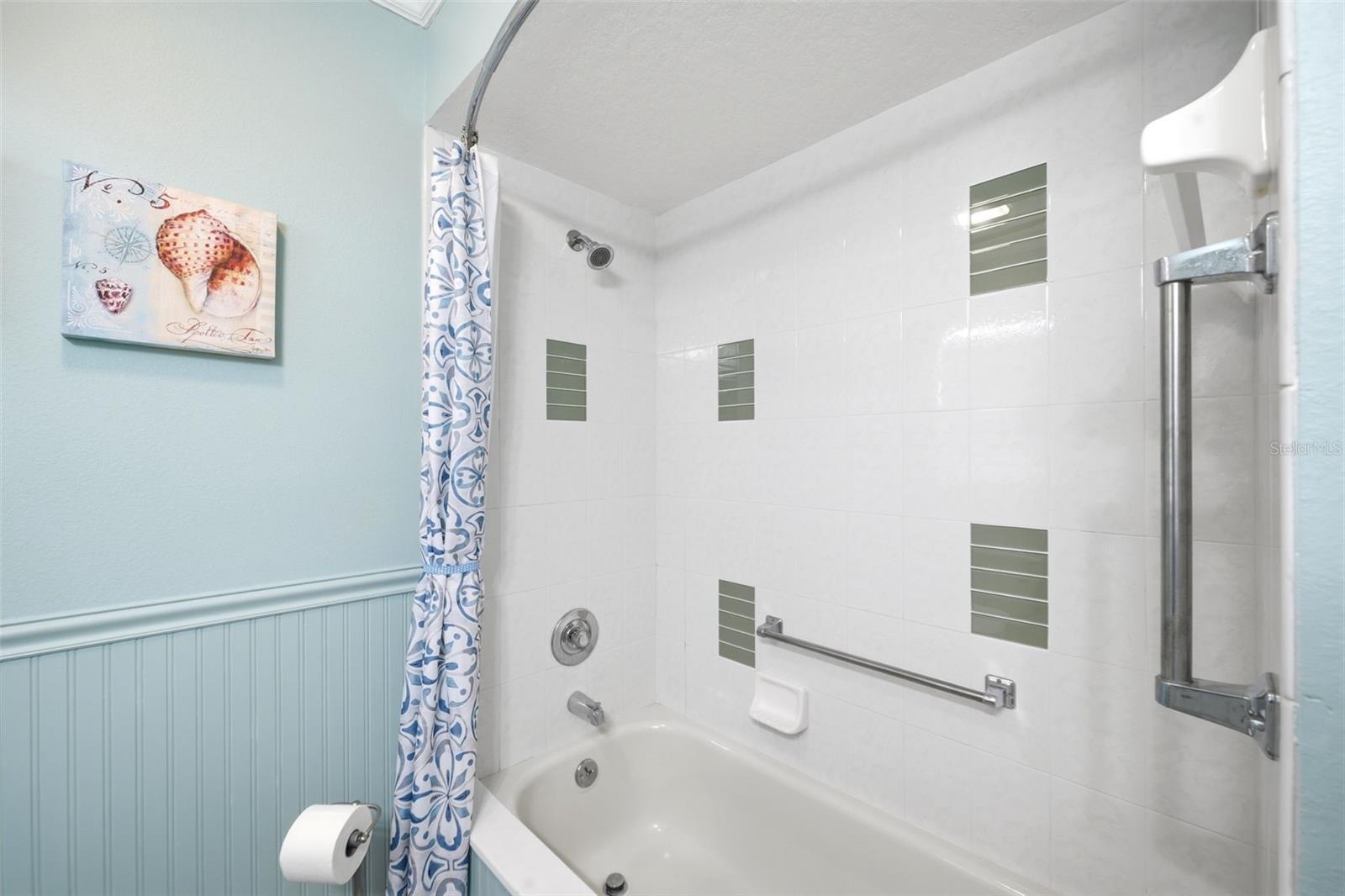 HUDSON BEACH ESTATES - Residential