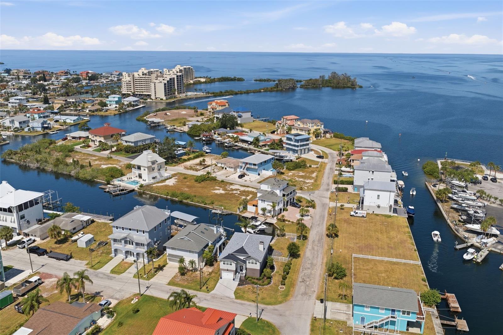 HUDSON BEACH ESTATES - Residential