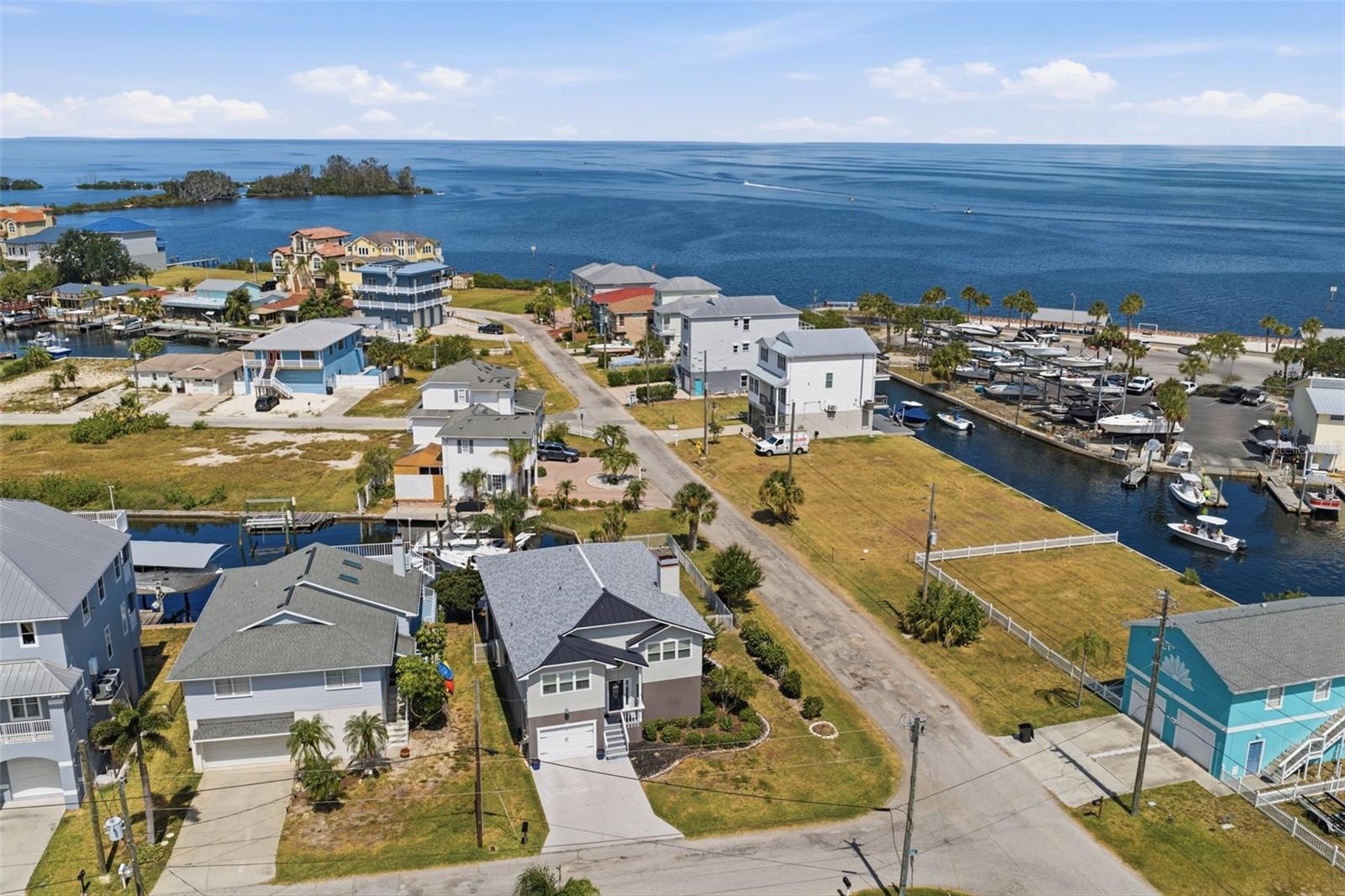 HUDSON BEACH ESTATES - Residential
