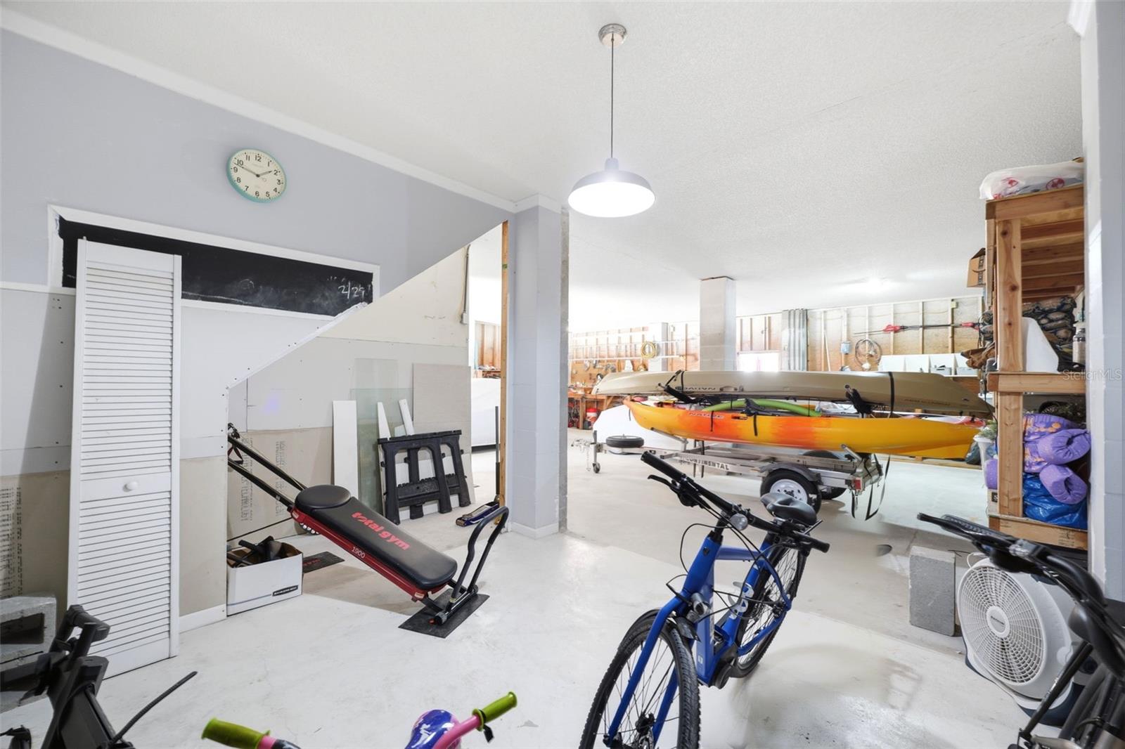 HUDSON BEACH ESTATES - Residential