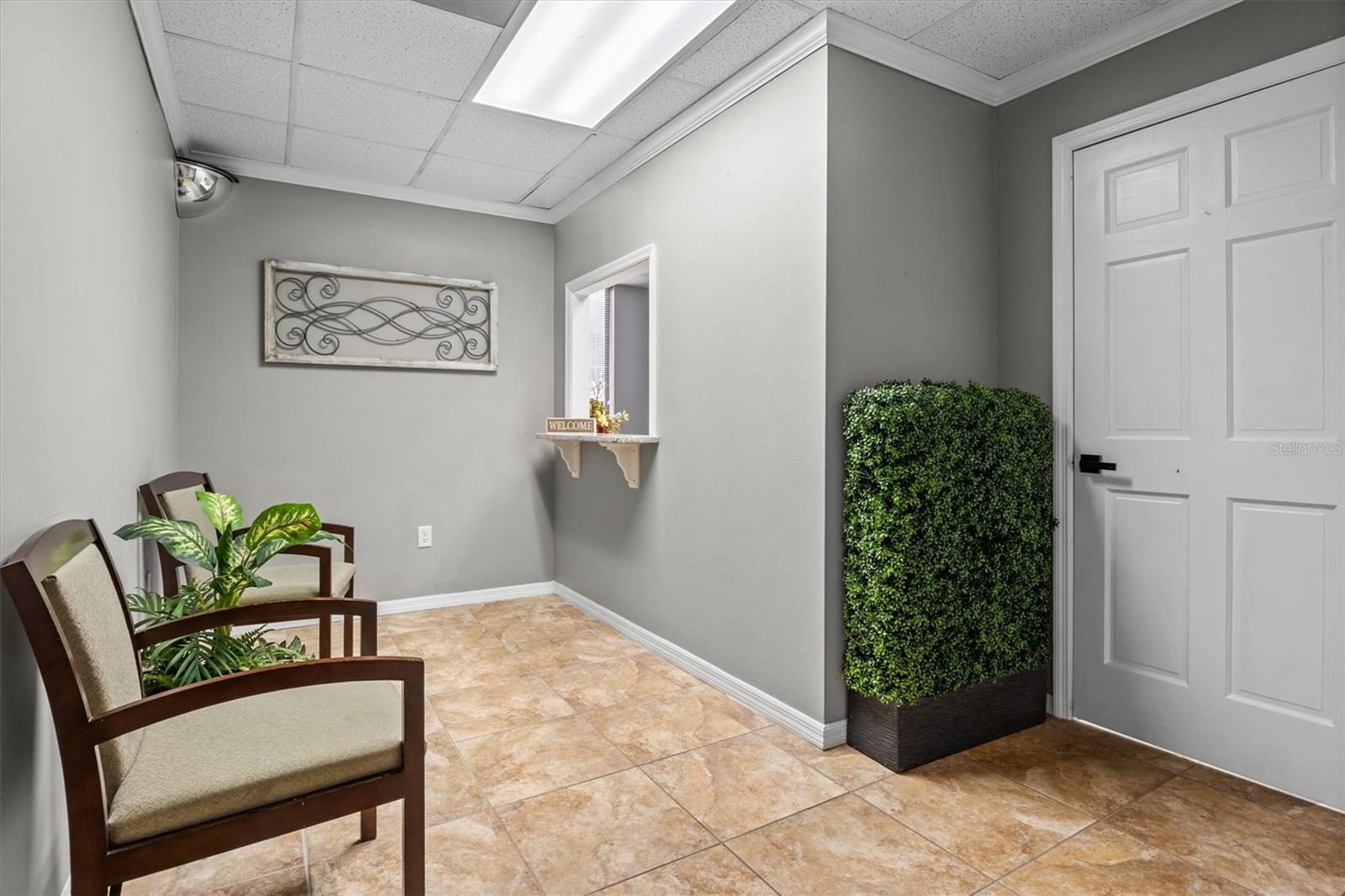 GASLIGHT COMMONS AN OFFICE CONDO - Commercial Lease