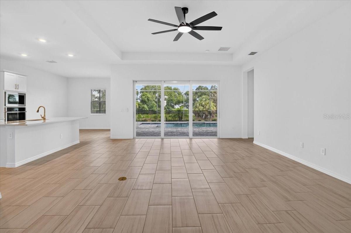 CALUSA COUNTY CLUB - Residential Lease