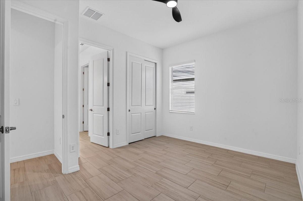 CALUSA COUNTY CLUB - Residential Lease