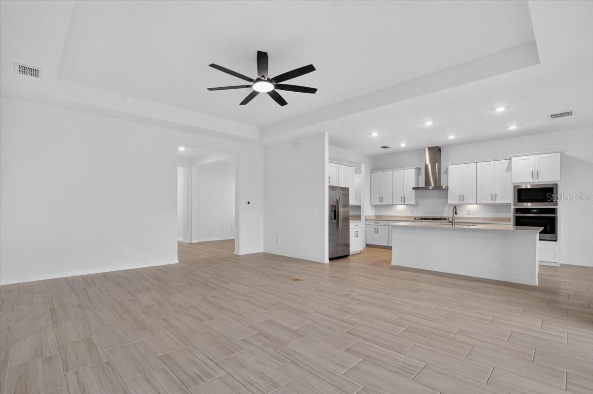 CALUSA COUNTY CLUB - Residential Lease
