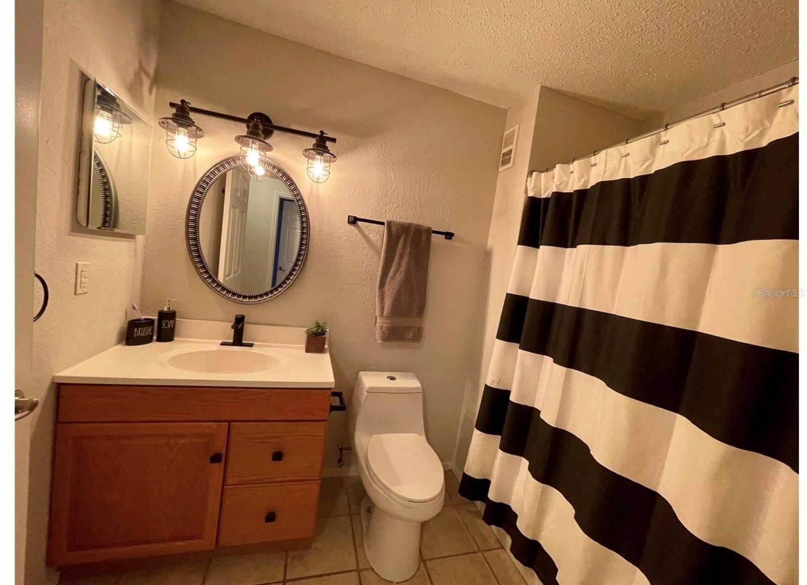 WINDSOR PARK AT GAINESVIL - Residential Lease