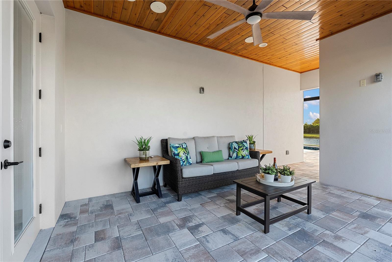 BLACK HAMMOCK - Residential