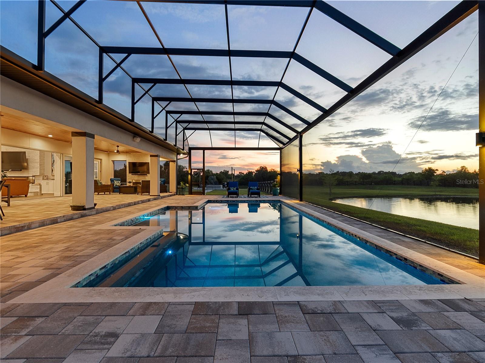BLACK HAMMOCK - Residential