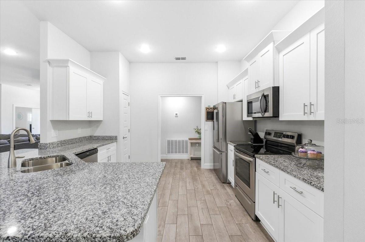 LAKE JULIANA ESTATES - Residential