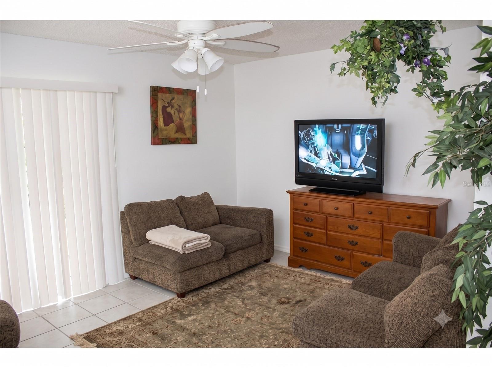 ARMSTRONG ACRES - Residential