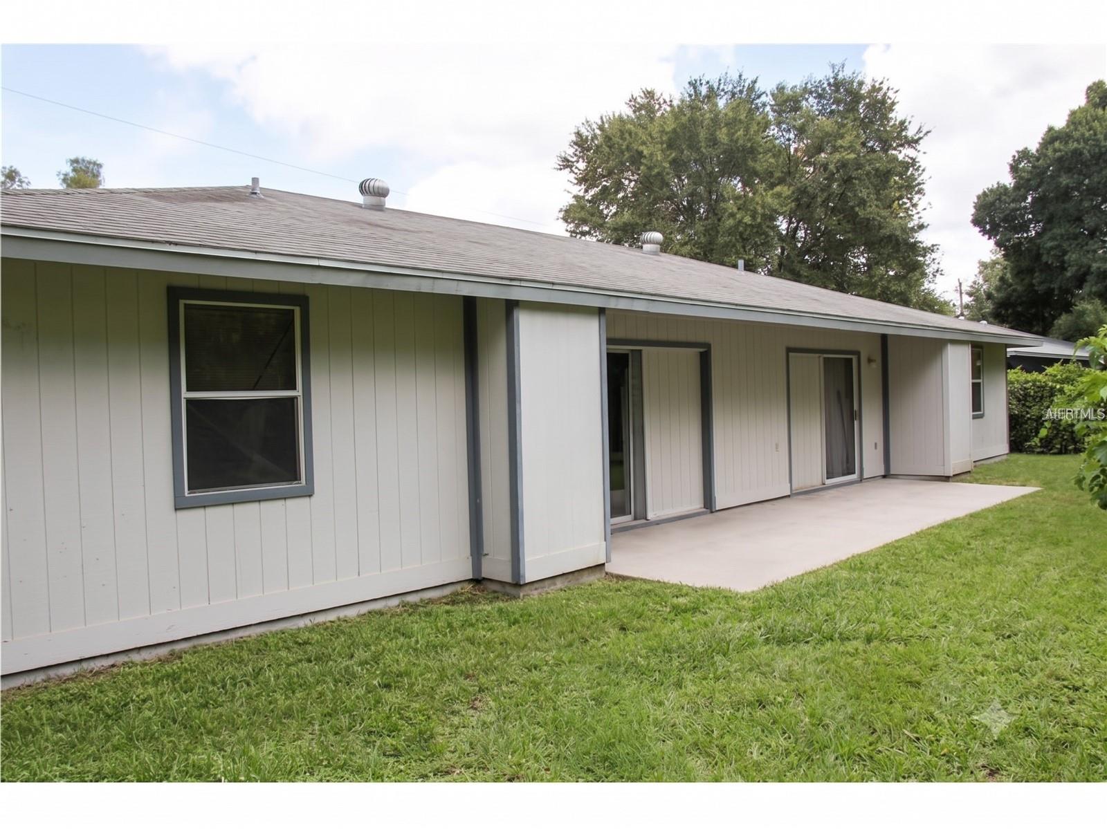 ARMSTRONG ACRES - Residential