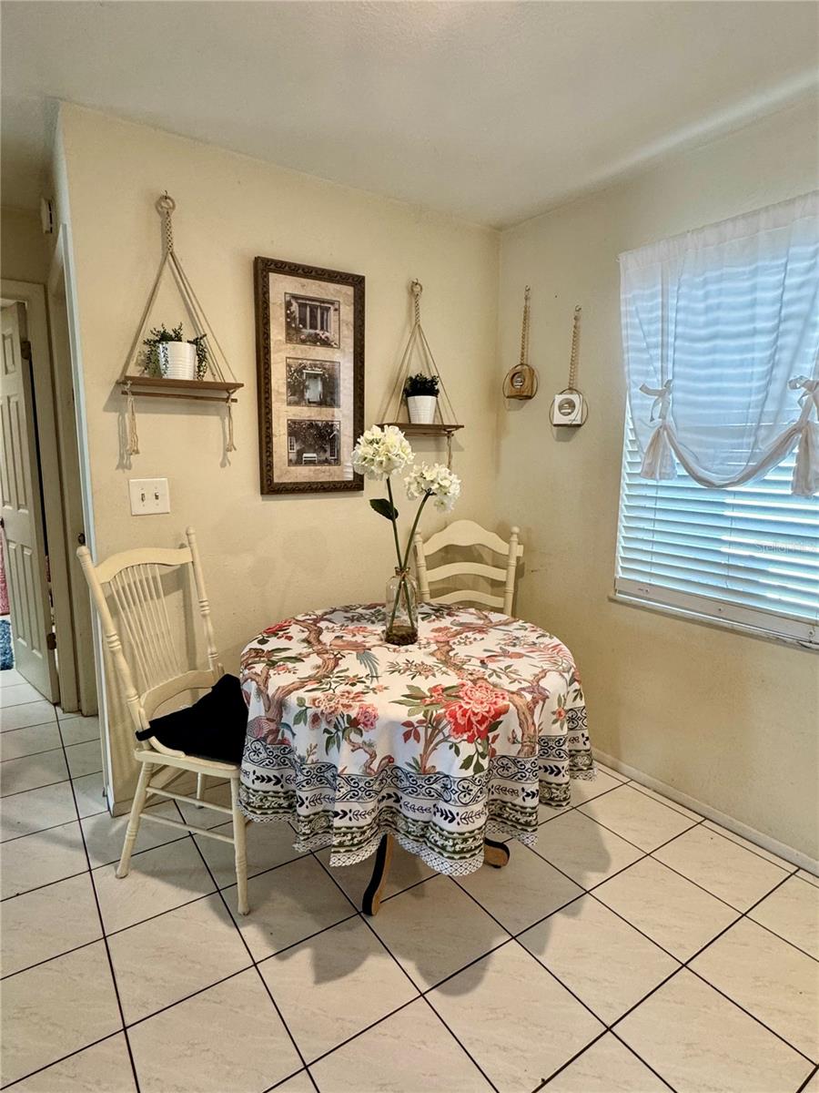 SPRING HILL - Residential Income