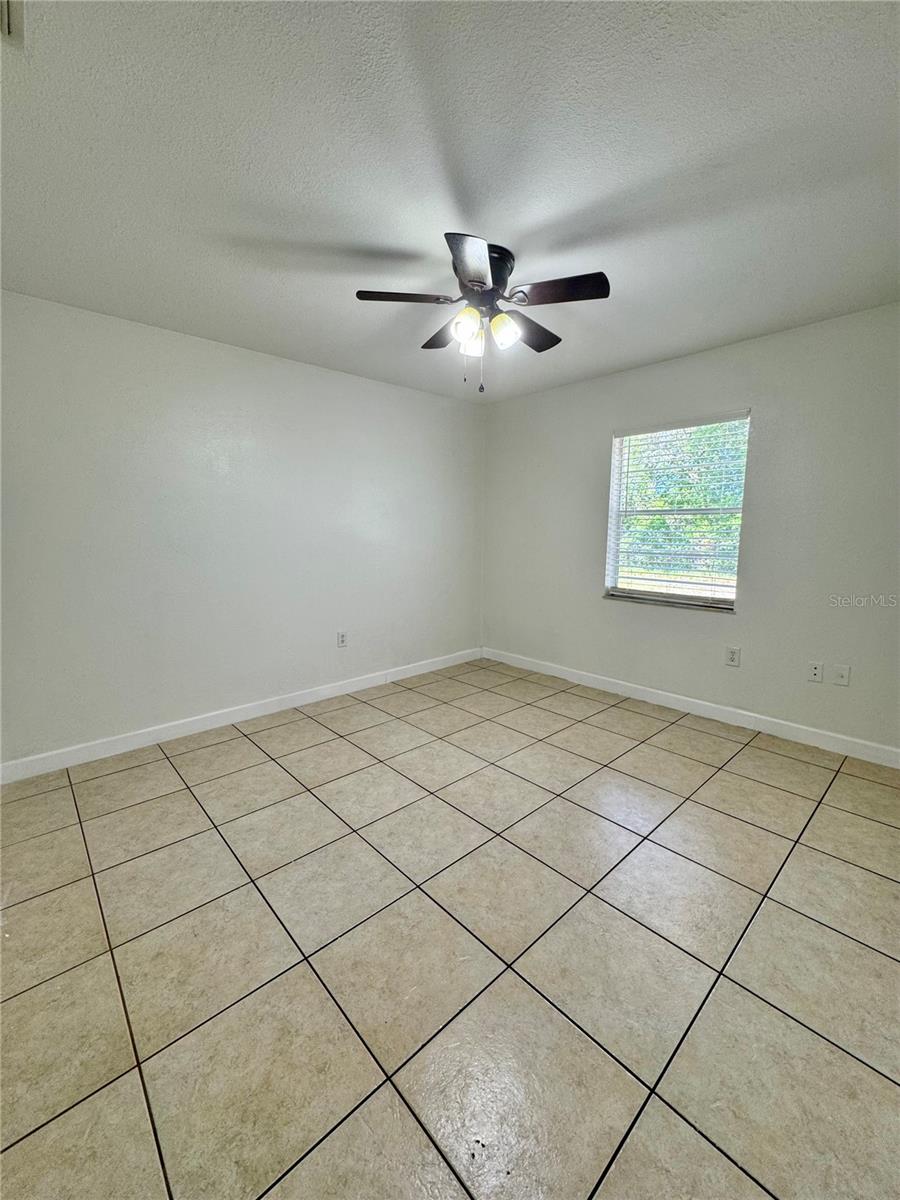 SPRING HILL - Residential Income
