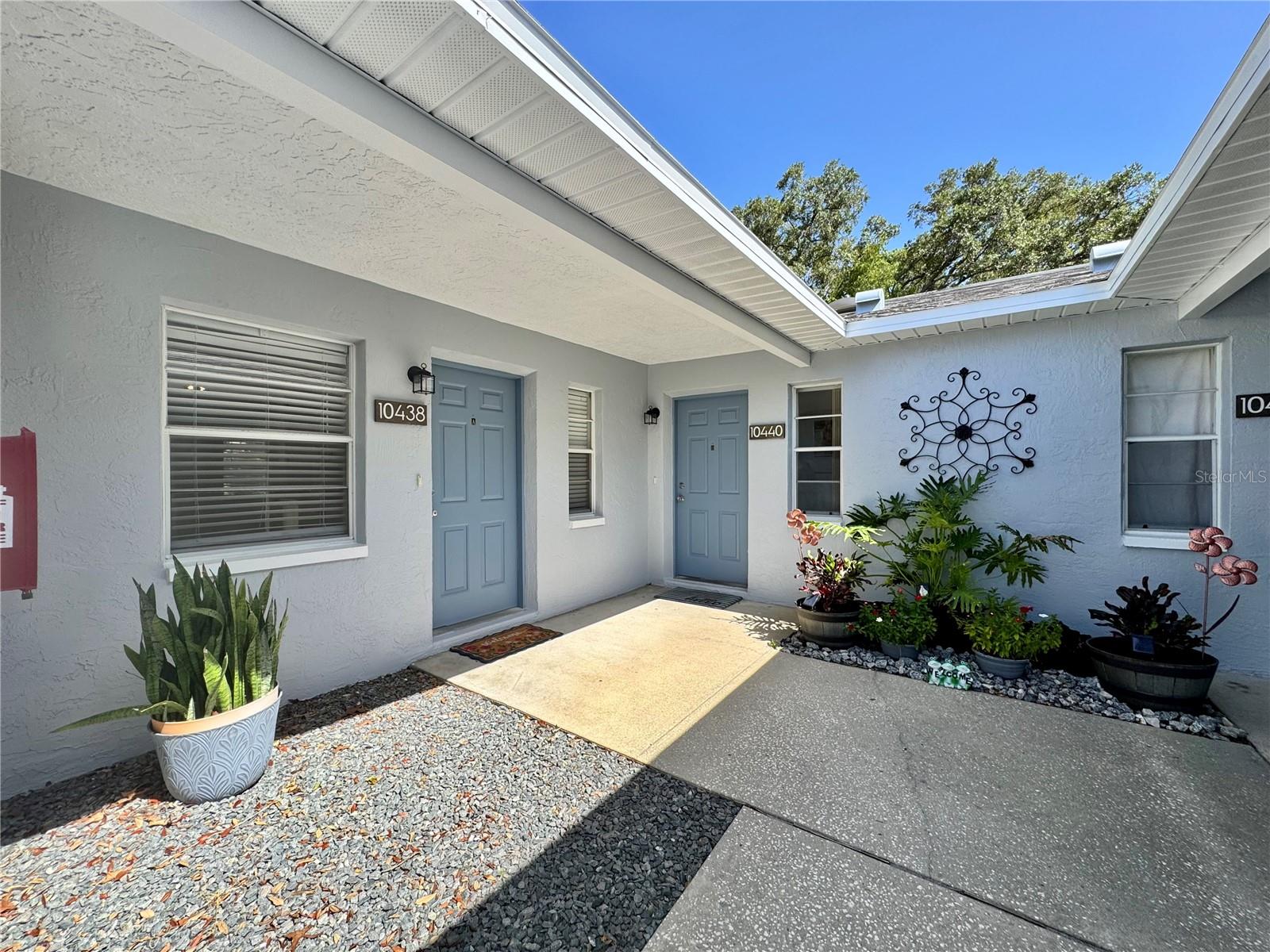 SPRING HILL - Residential Income