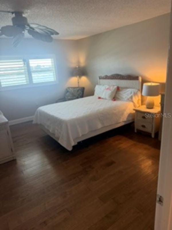 CAPTAINS QUARTERS - Residential