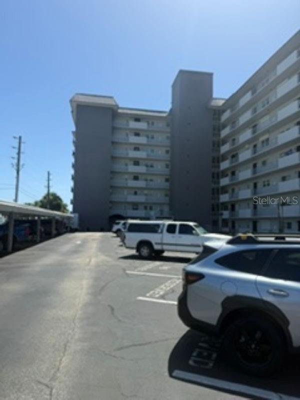 CAPTAINS QUARTERS - Residential