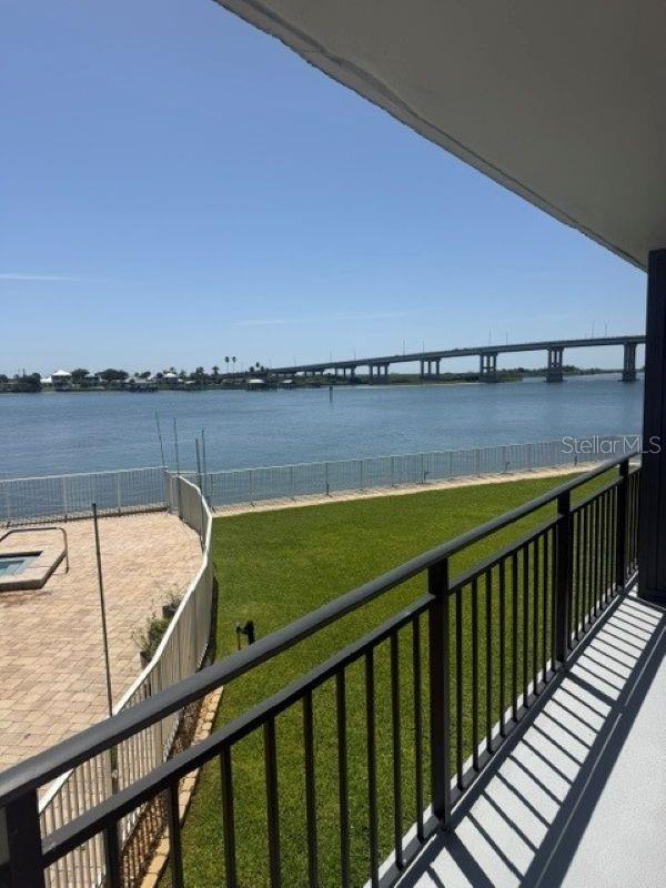 CAPTAINS QUARTERS - Residential