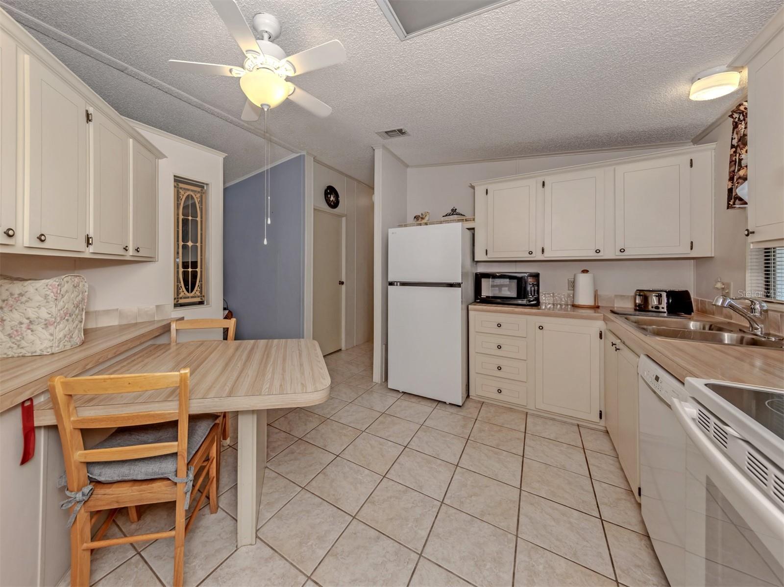 HARBOR ISLES III - Residential