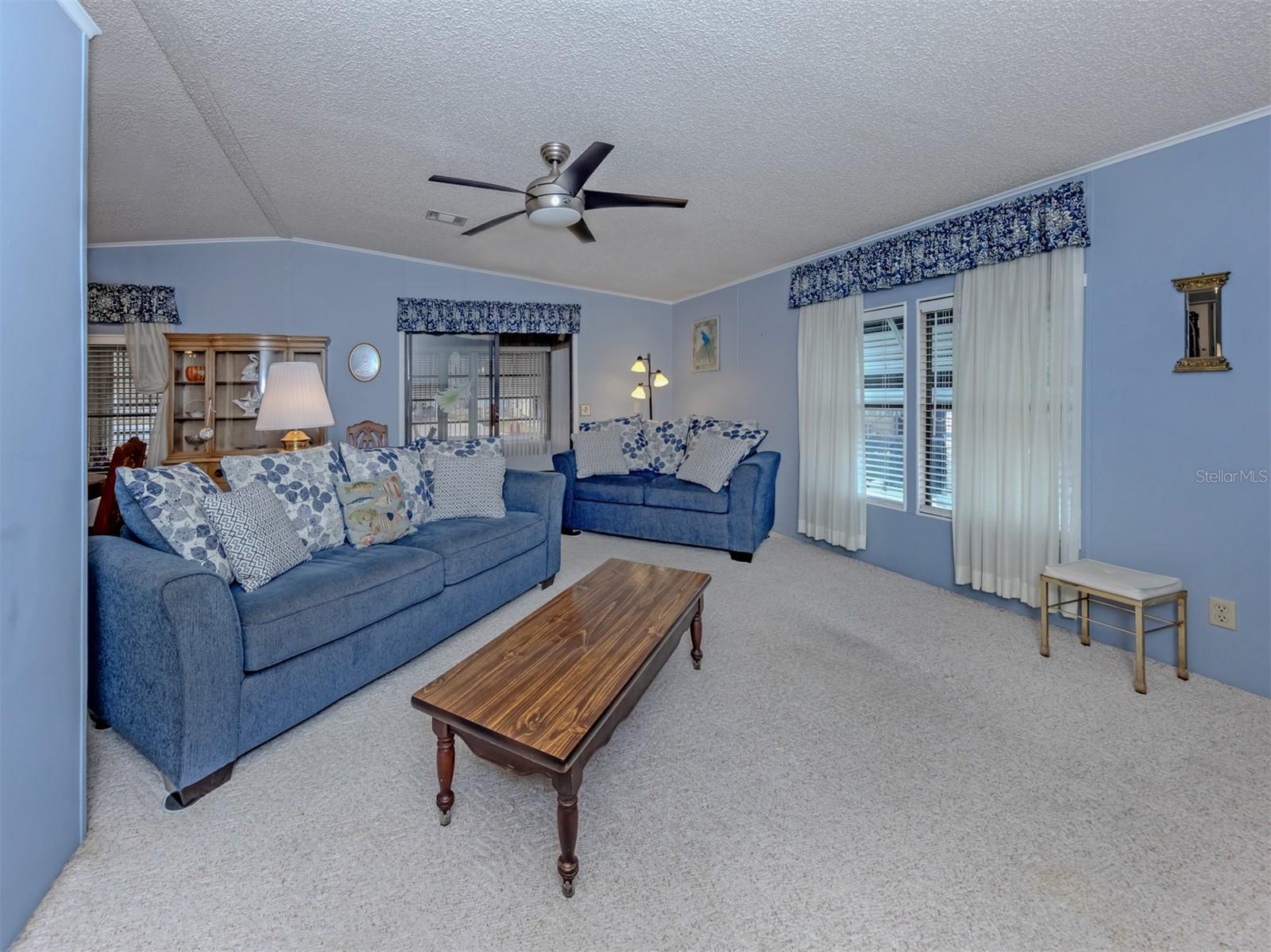HARBOR ISLES III - Residential