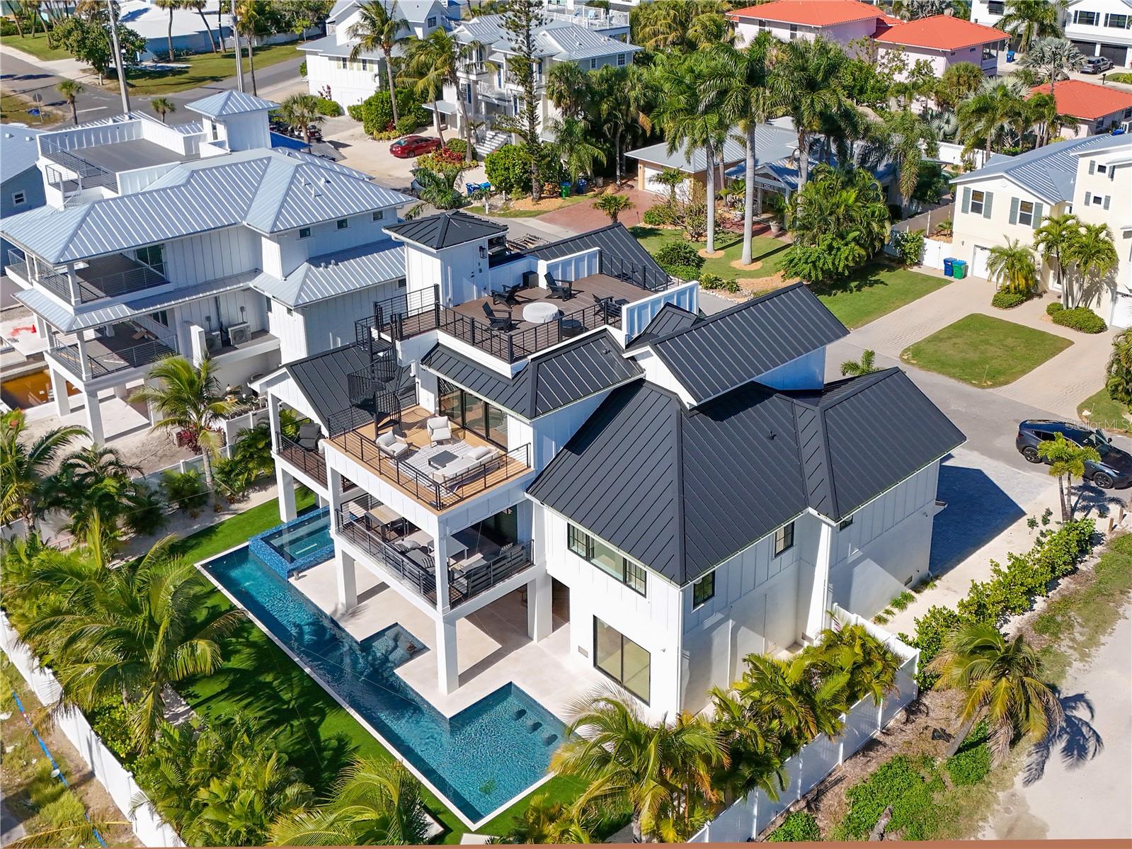 HOLMES BEACH 11TH UNIT - Residential
