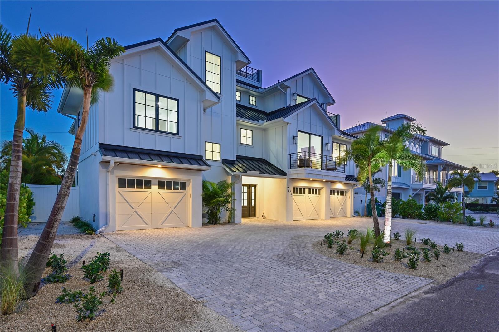 HOLMES BEACH 11TH UNIT - Residential