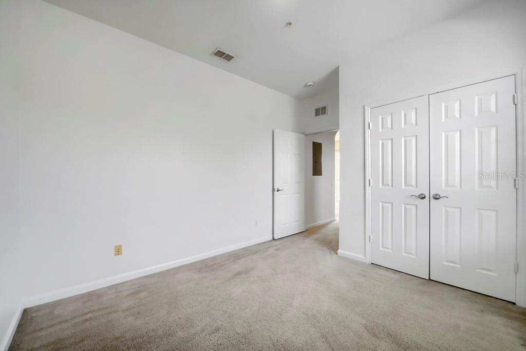 VENTURA AT STONEBRIDGE COMMONS CONDO PH 3 - Residential