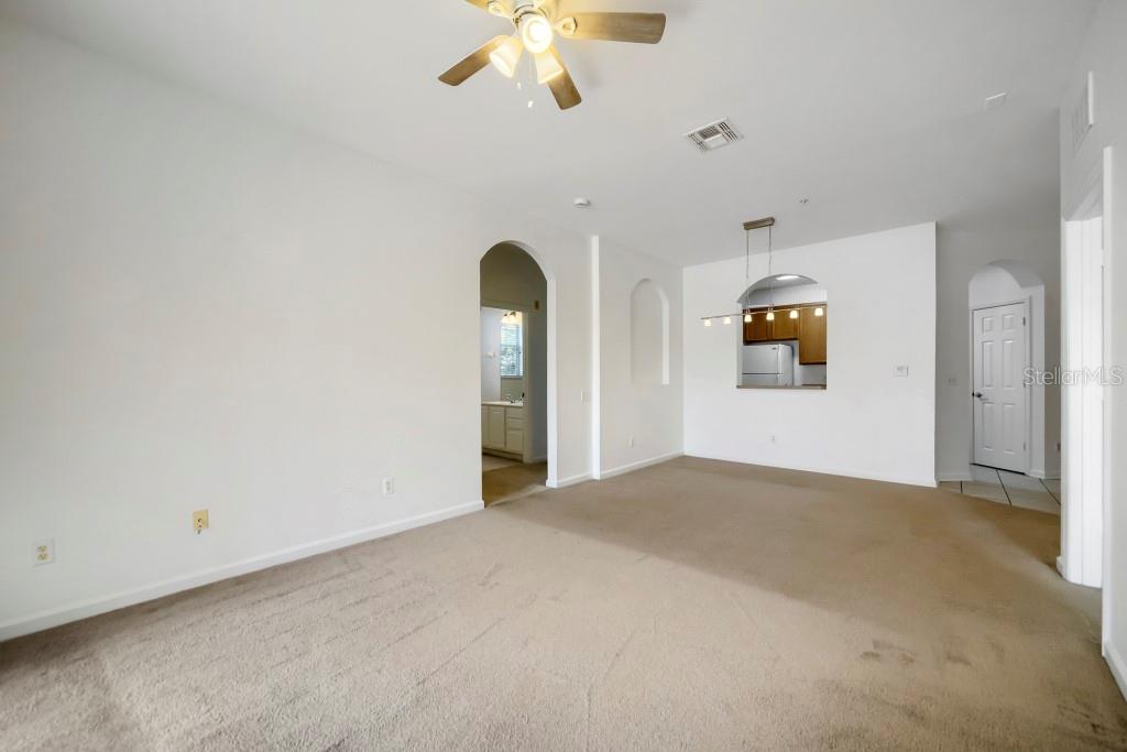 VENTURA AT STONEBRIDGE COMMONS CONDO PH 3 - Residential