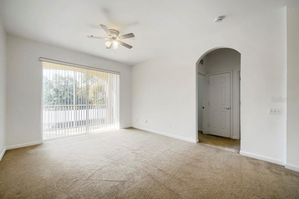VENTURA AT STONEBRIDGE COMMONS CONDO PH 3 - Residential