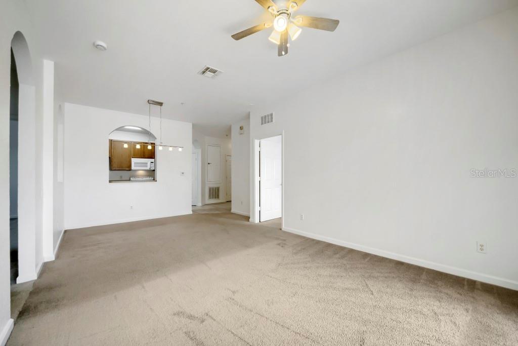 VENTURA AT STONEBRIDGE COMMONS CONDO PH 3 - Residential