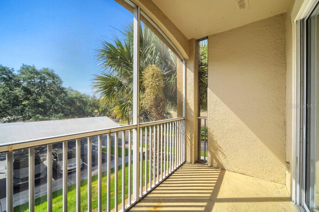 VENTURA AT STONEBRIDGE COMMONS CONDO PH 3 - Residential