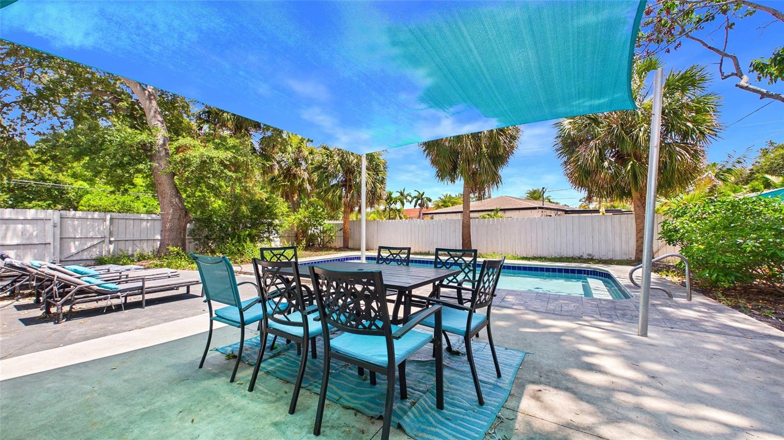PELICAN CREEK SUB - Residential