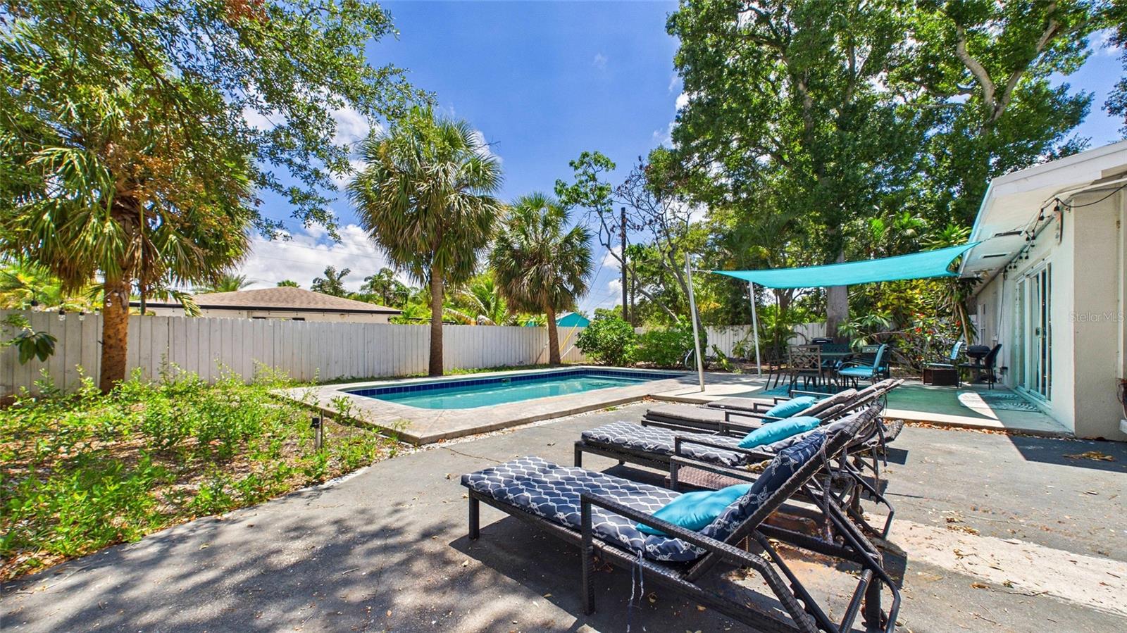 PELICAN CREEK SUB - Residential