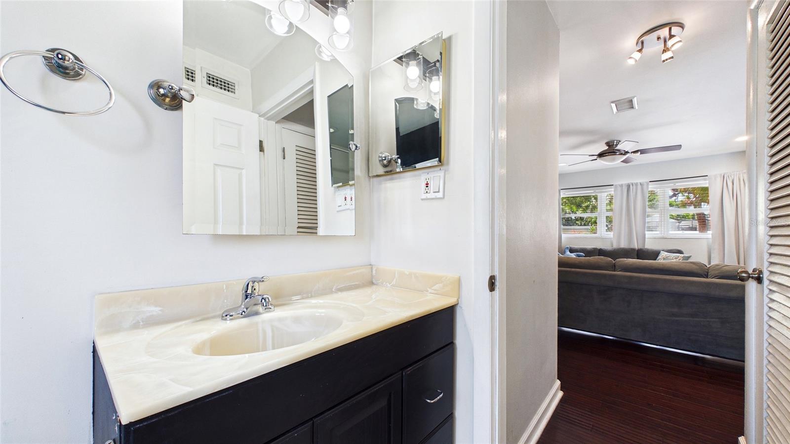PELICAN CREEK SUB - Residential