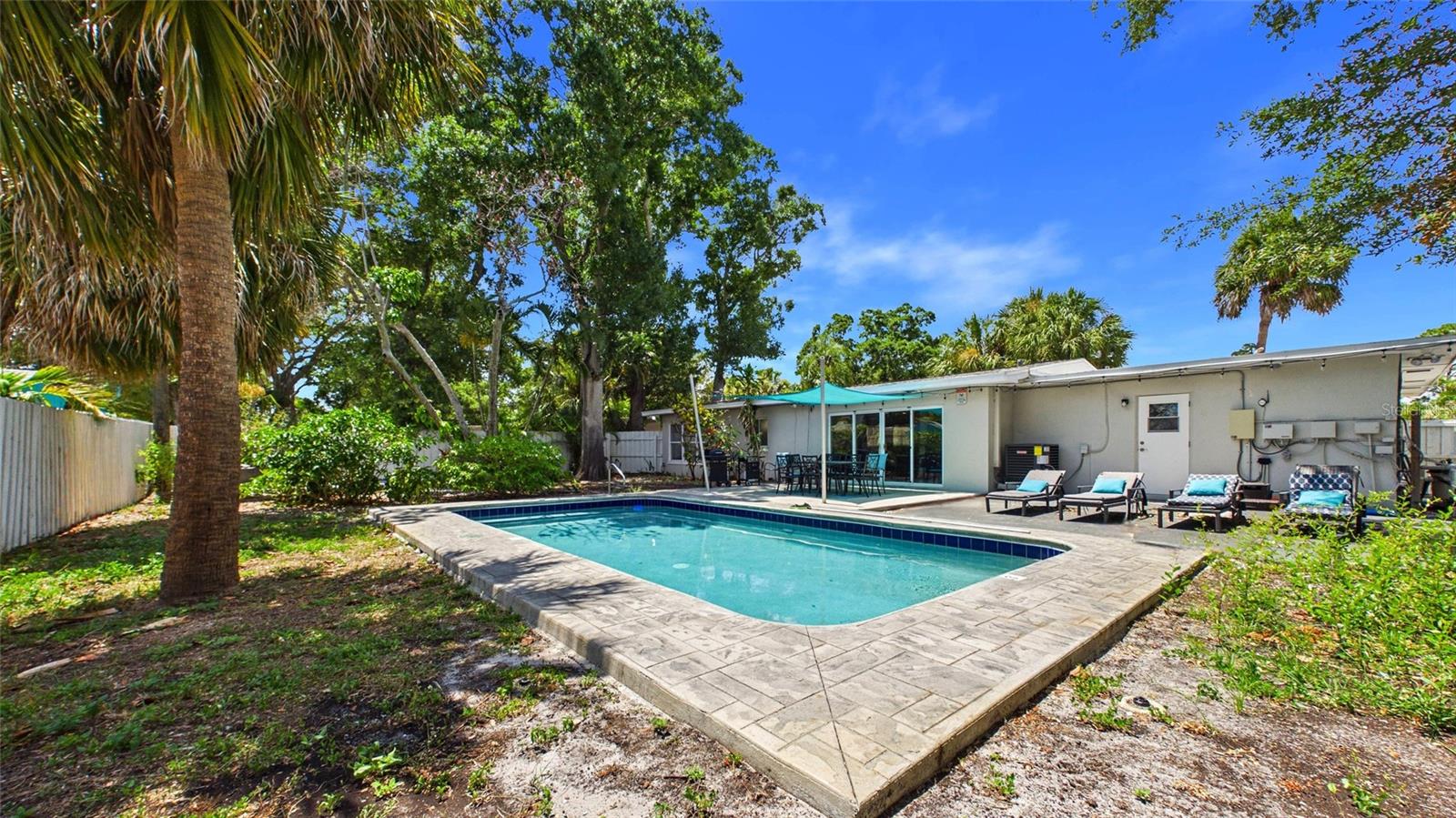 PELICAN CREEK SUB - Residential