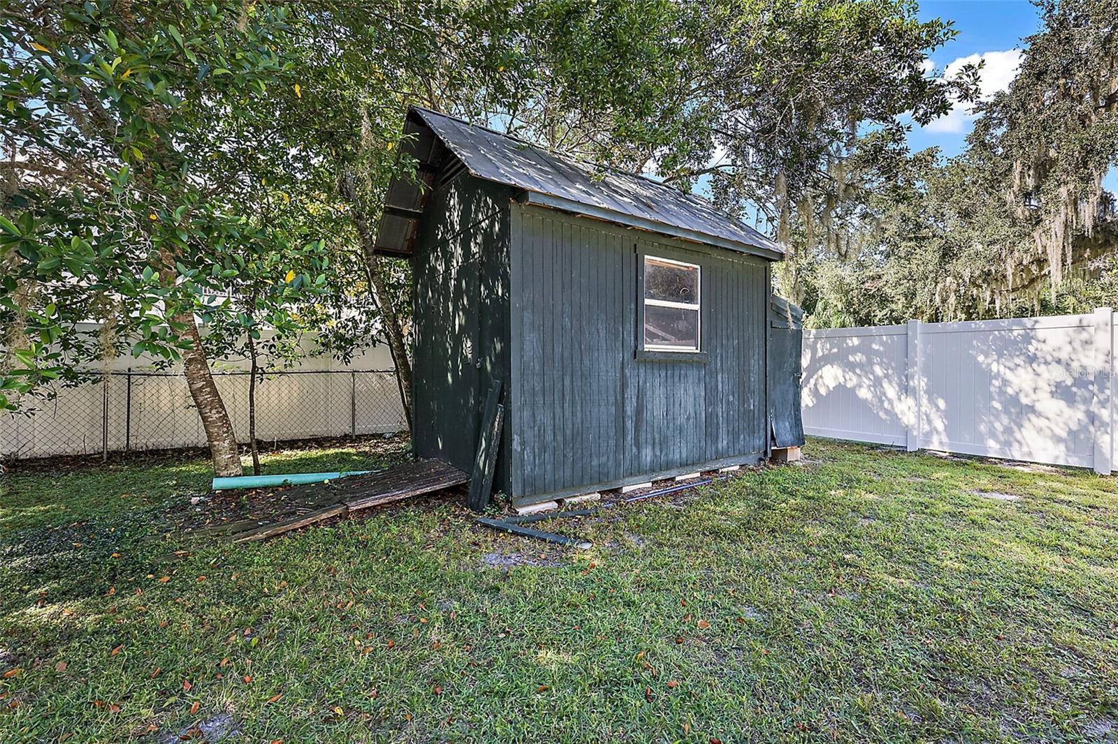 LEESBURG PALMORA PLACE - Residential