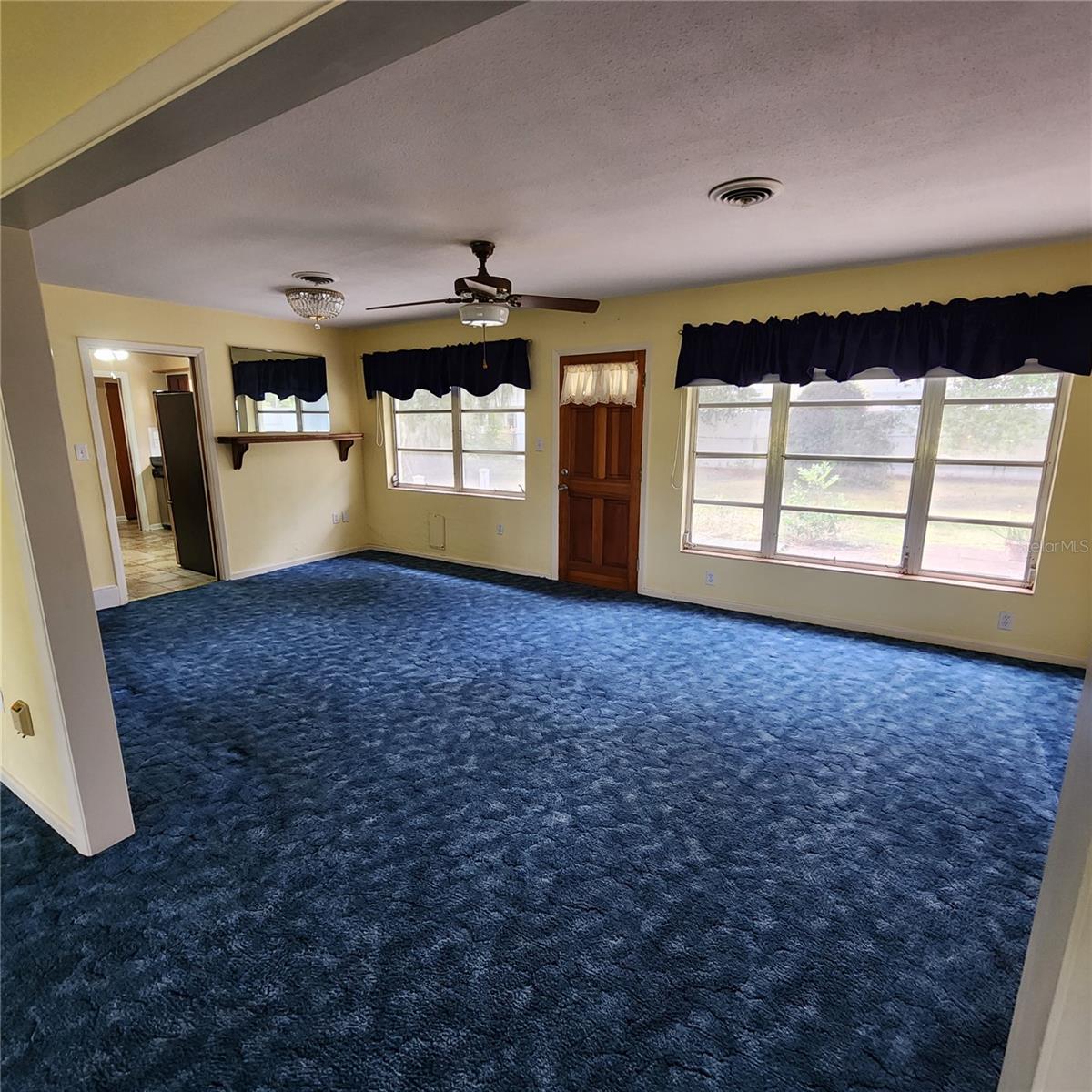 LEESBURG PALMORA PLACE - Residential