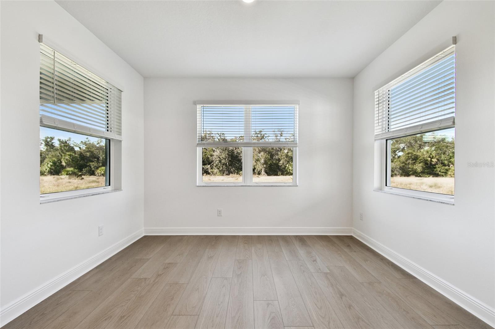 CREEKS EDGE AT TWIN - Residential