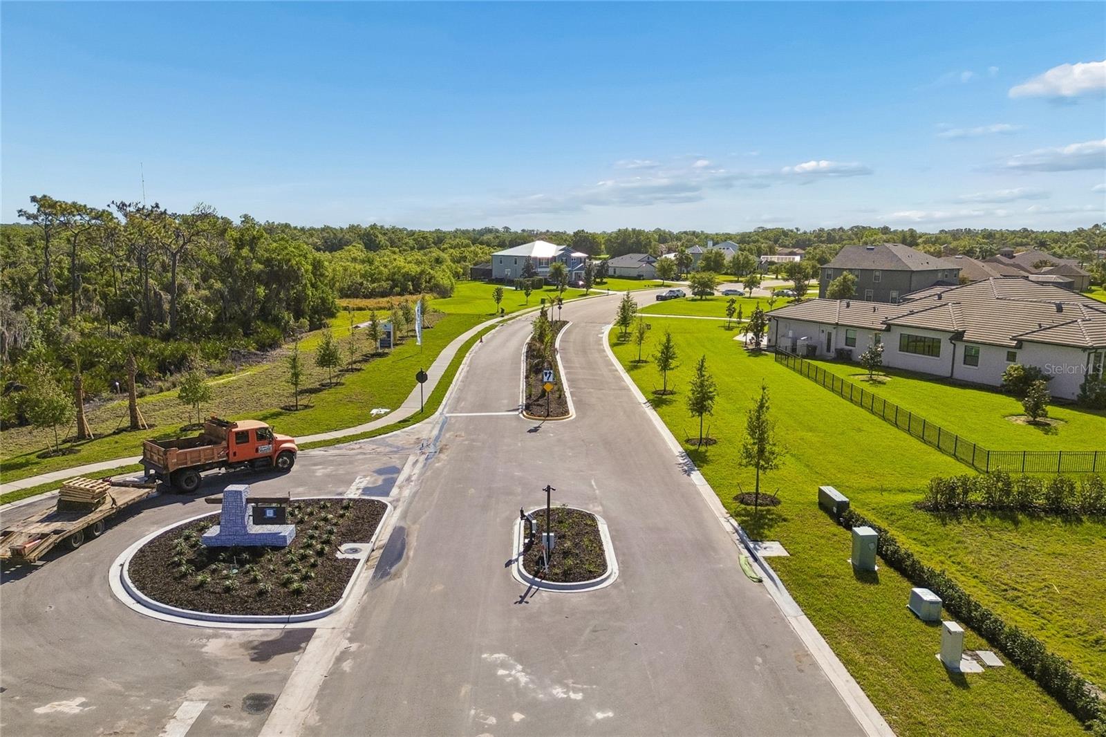 CREEKS EDGE AT TWIN - Residential