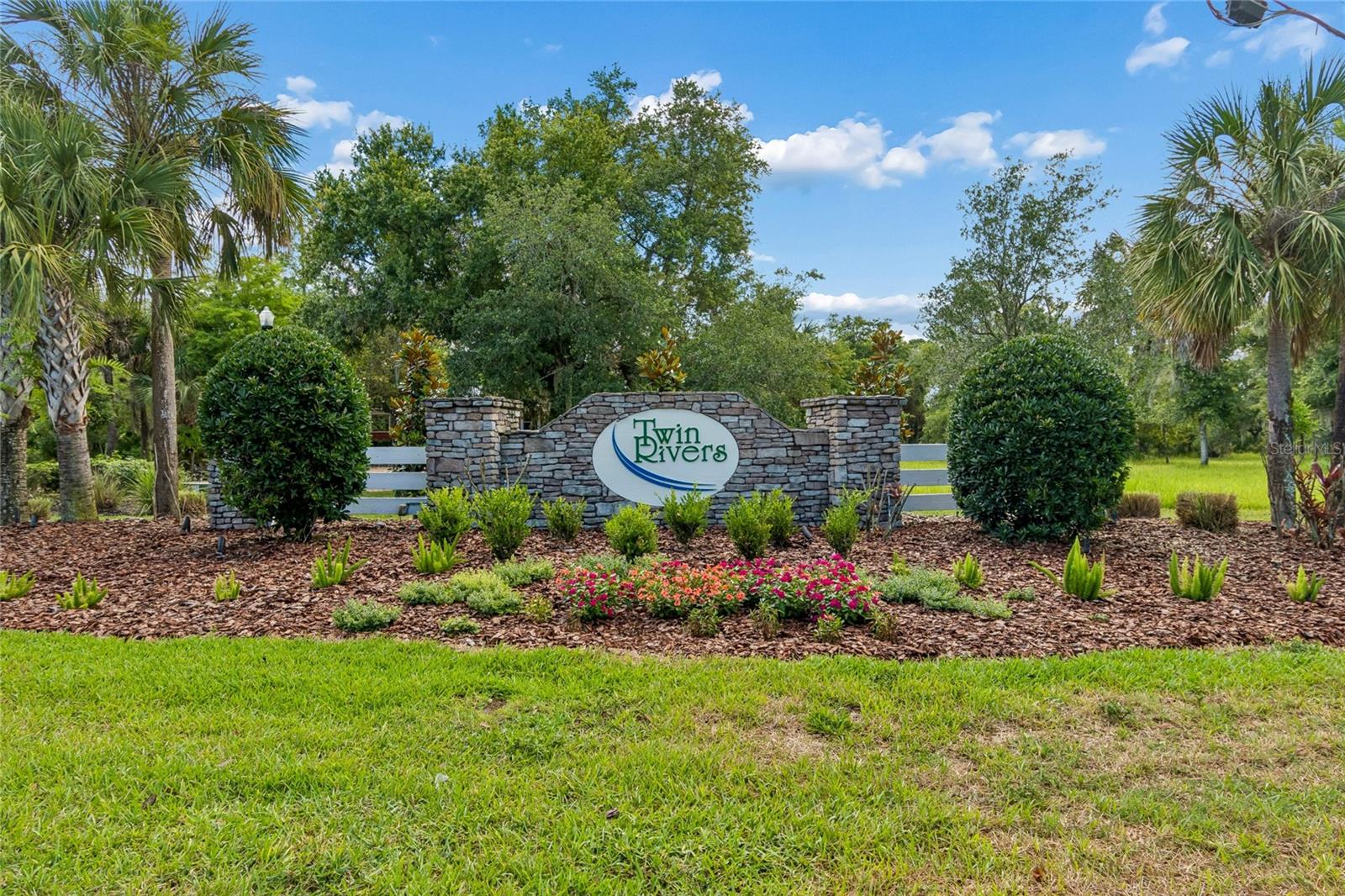 CREEKS EDGE AT TWIN - Residential