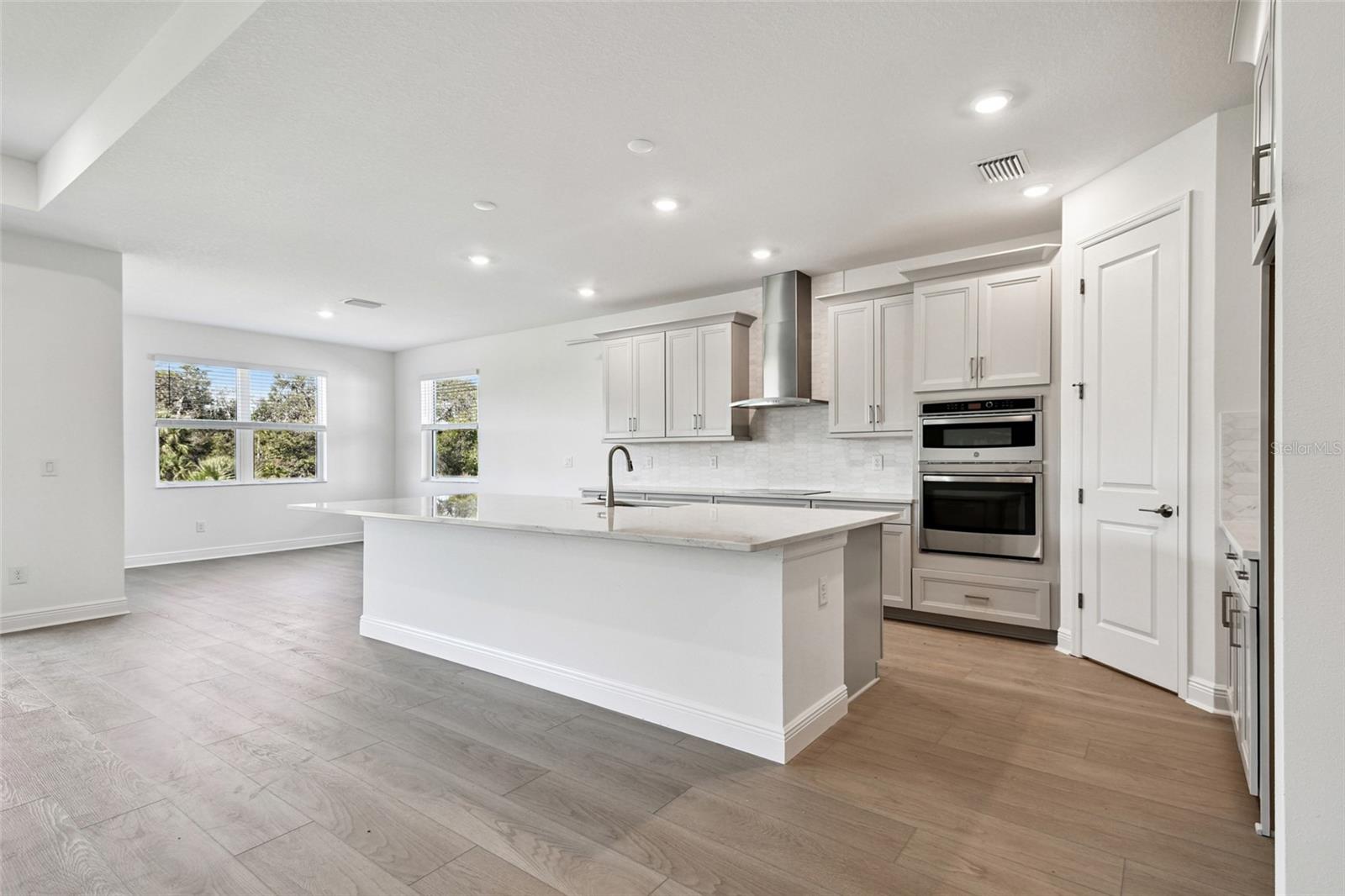 CREEKS EDGE AT TWIN - Residential