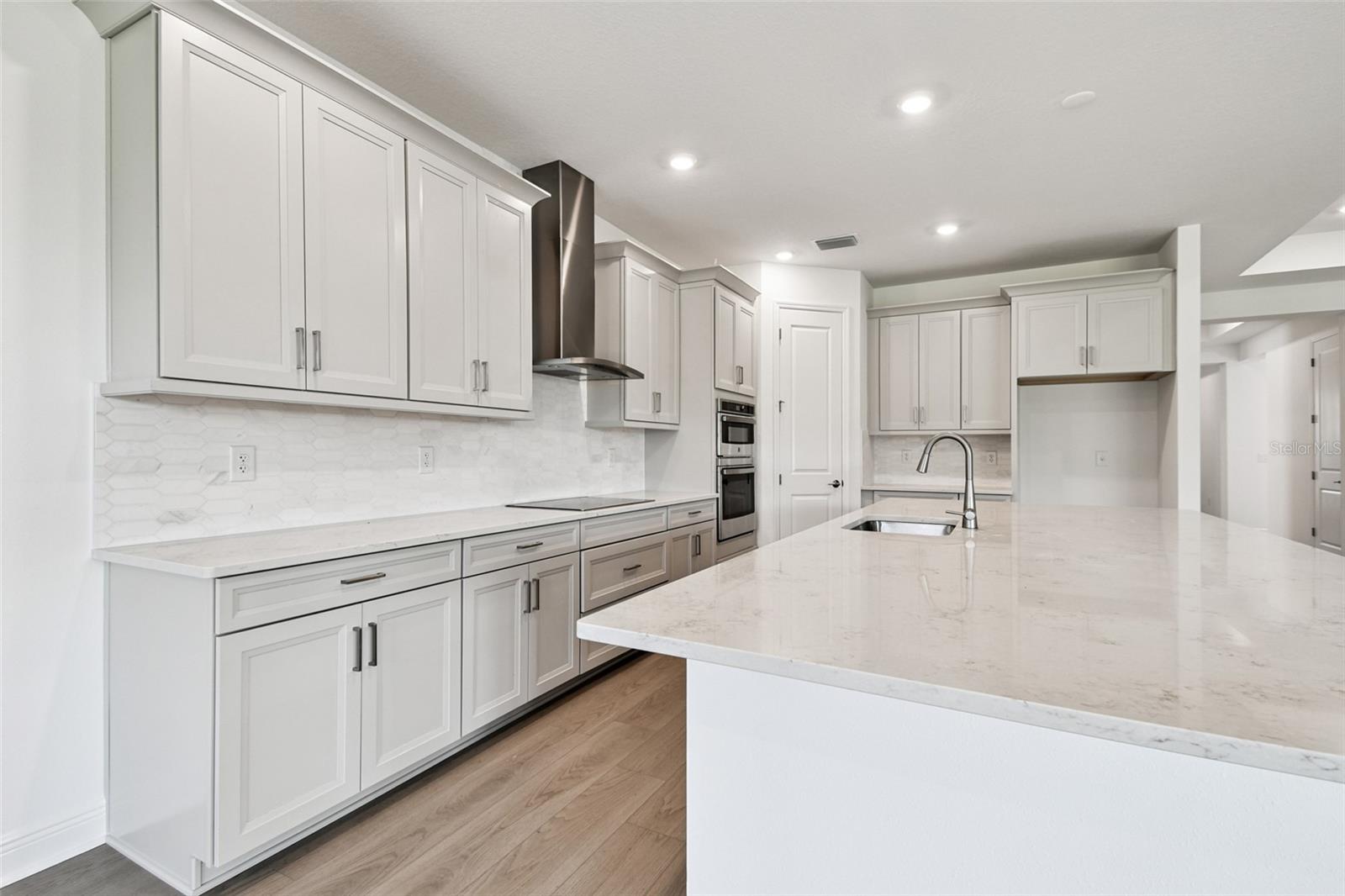 CREEKS EDGE AT TWIN - Residential