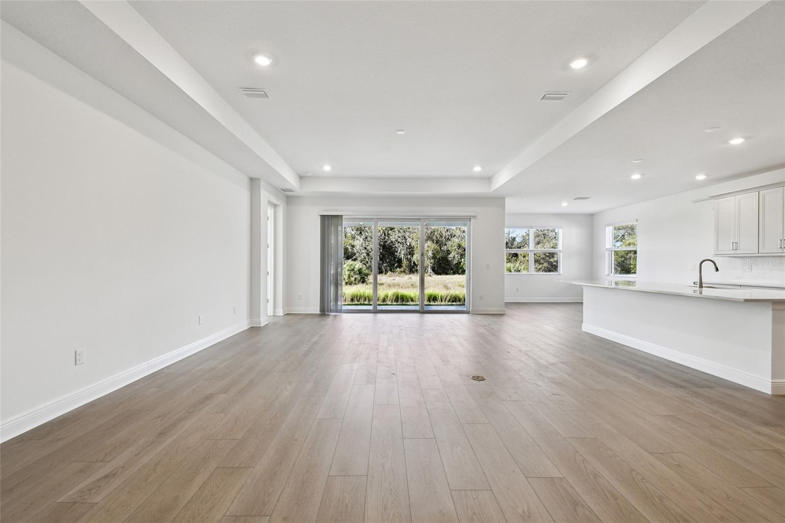 CREEKS EDGE AT TWIN - Residential