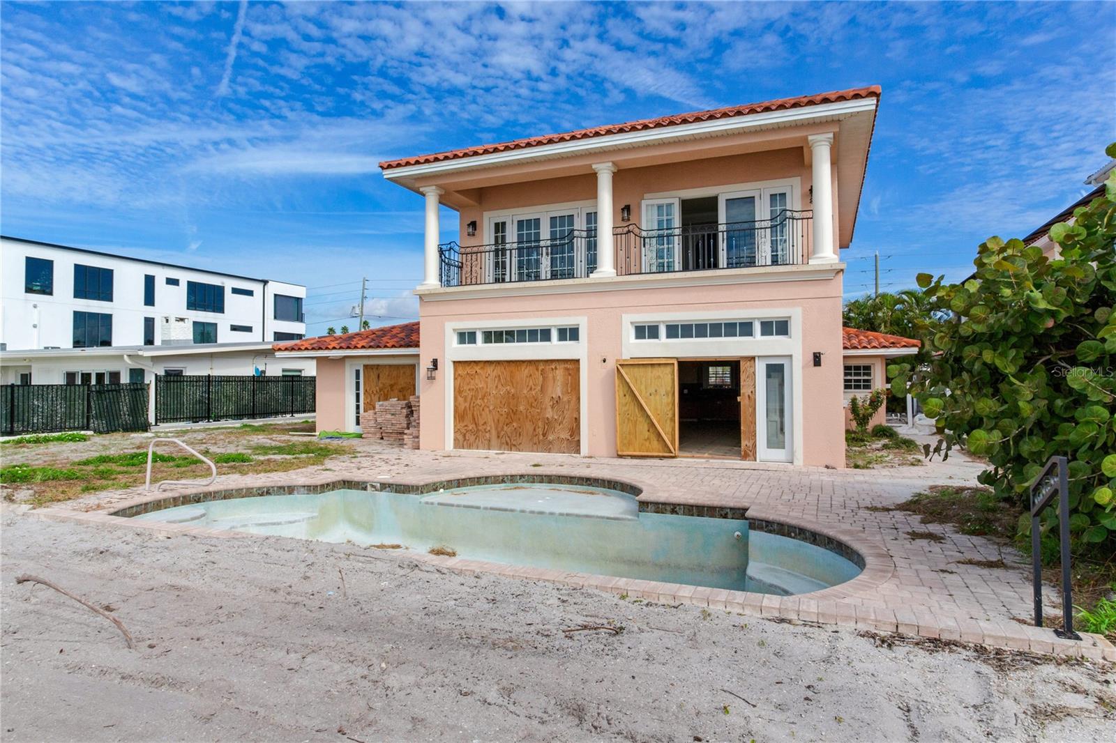 ACREAGE & UNREC - Residential